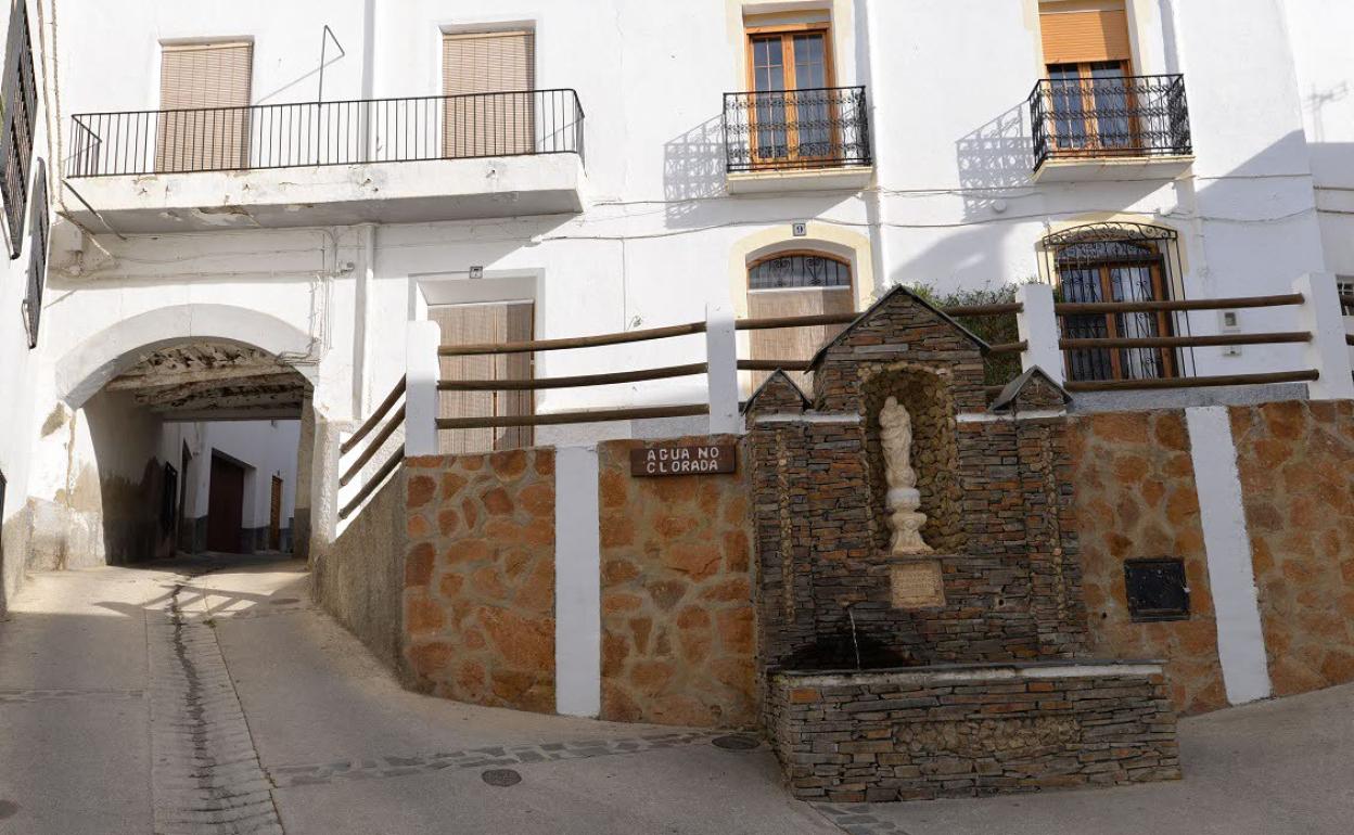 Fuente en Laroles, perteneciente al municipio de Nevada