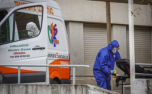 La pandemia aprieta en Granada con 17 muertos y 70 ingresos en un día