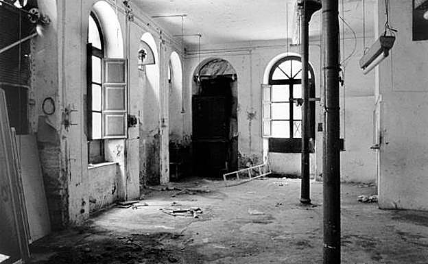 Imagen principal - Detalles del Edificio Patria antes de que se iniciara su rehabilitación. 