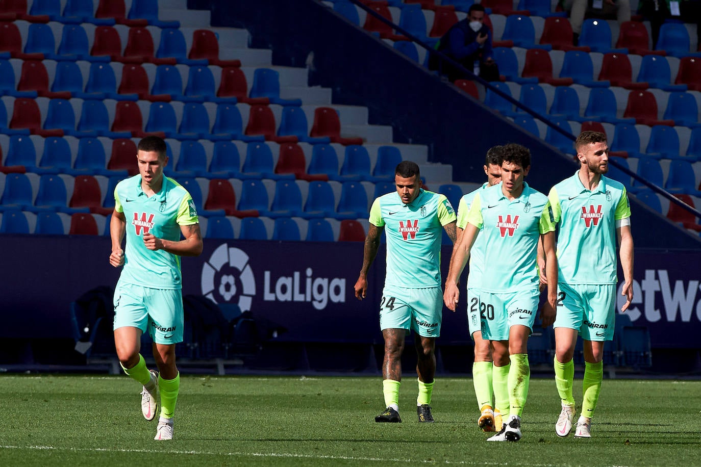 Las jugadas más interesantes del partido entre el Levante y el Granada