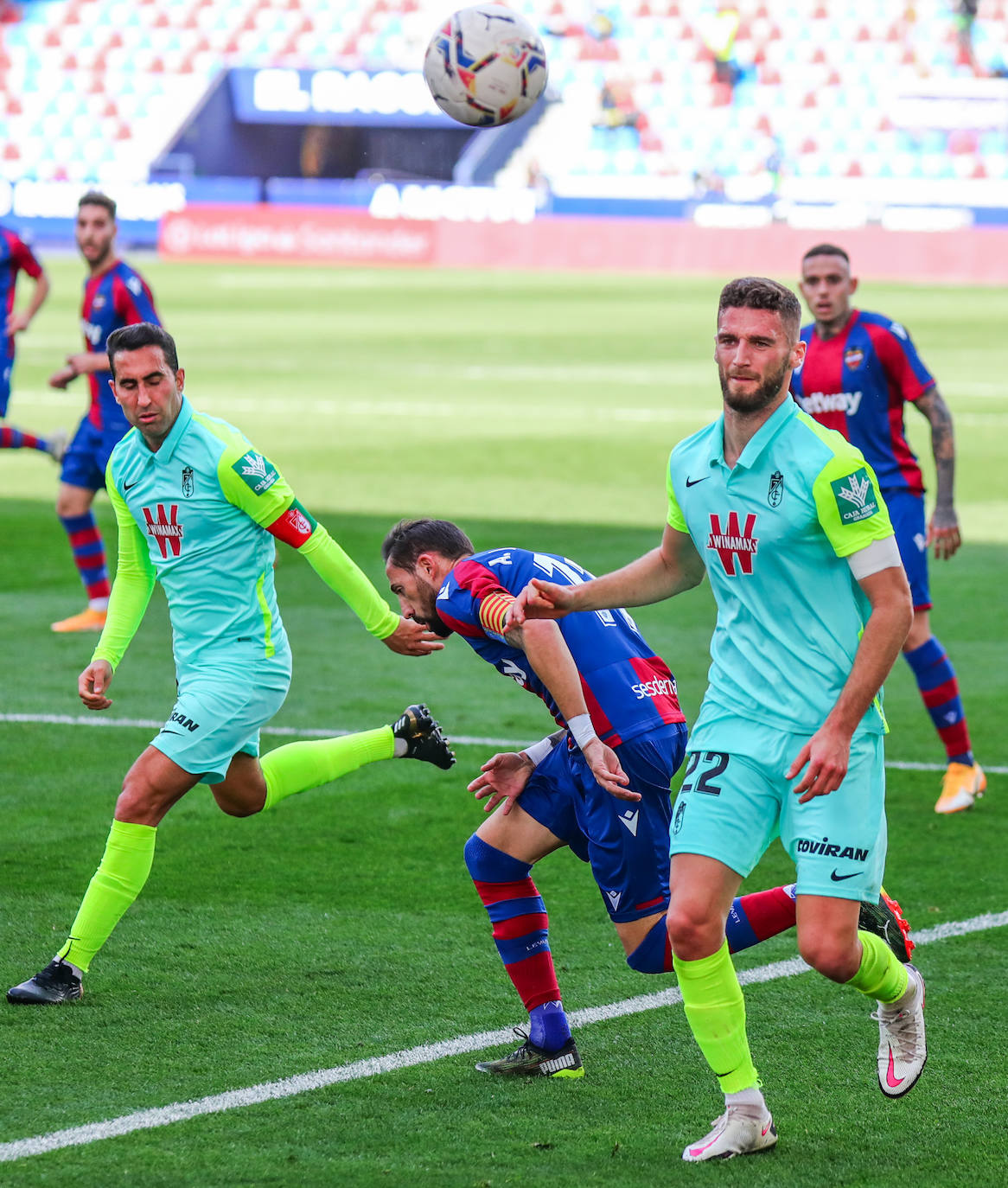 Las jugadas más interesantes del partido entre el Levante y el Granada