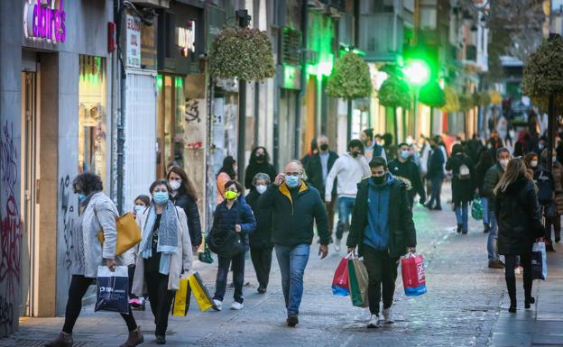 La Junta advierte de una «explosión de cepas» en Andalucía al llegar marzo