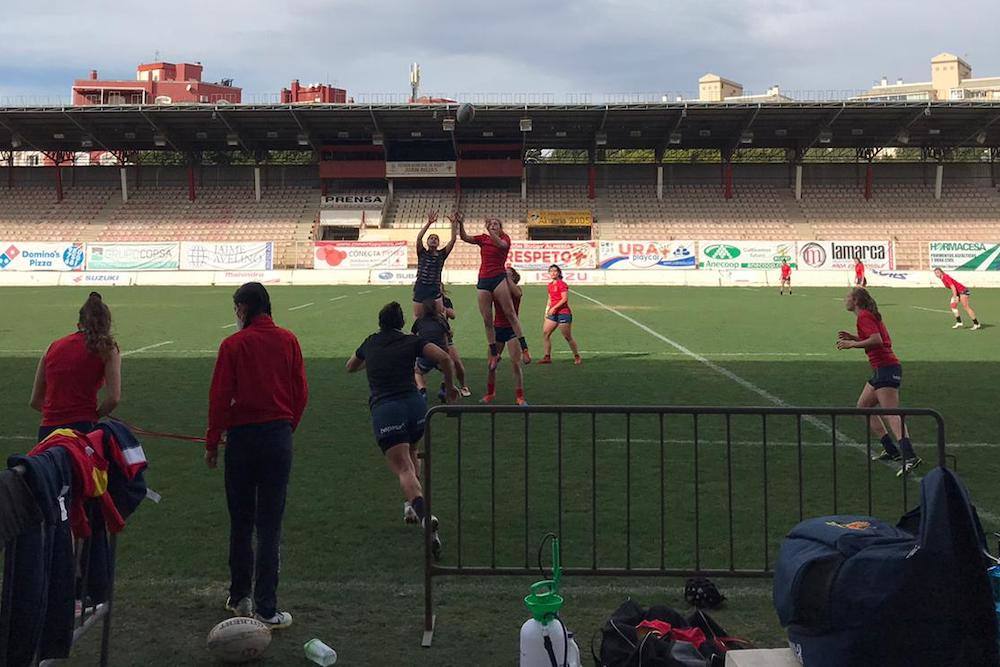 Imagen secundaria 2 - Los entrenamientos se han llevado a cabo en el campo de rugby del Campeonato Álvarez de Sotomayor, en Viator, y en el Juan Rojas. 