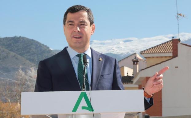 Moreno habla ya de una fecha inmediata para «abrir algo la movilidad y los sectores económicos» en Andalucía. 