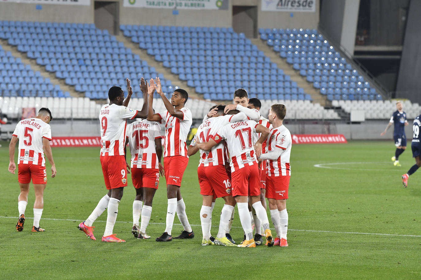 Fotos: Las mejores imágenes del Almería-Lugo