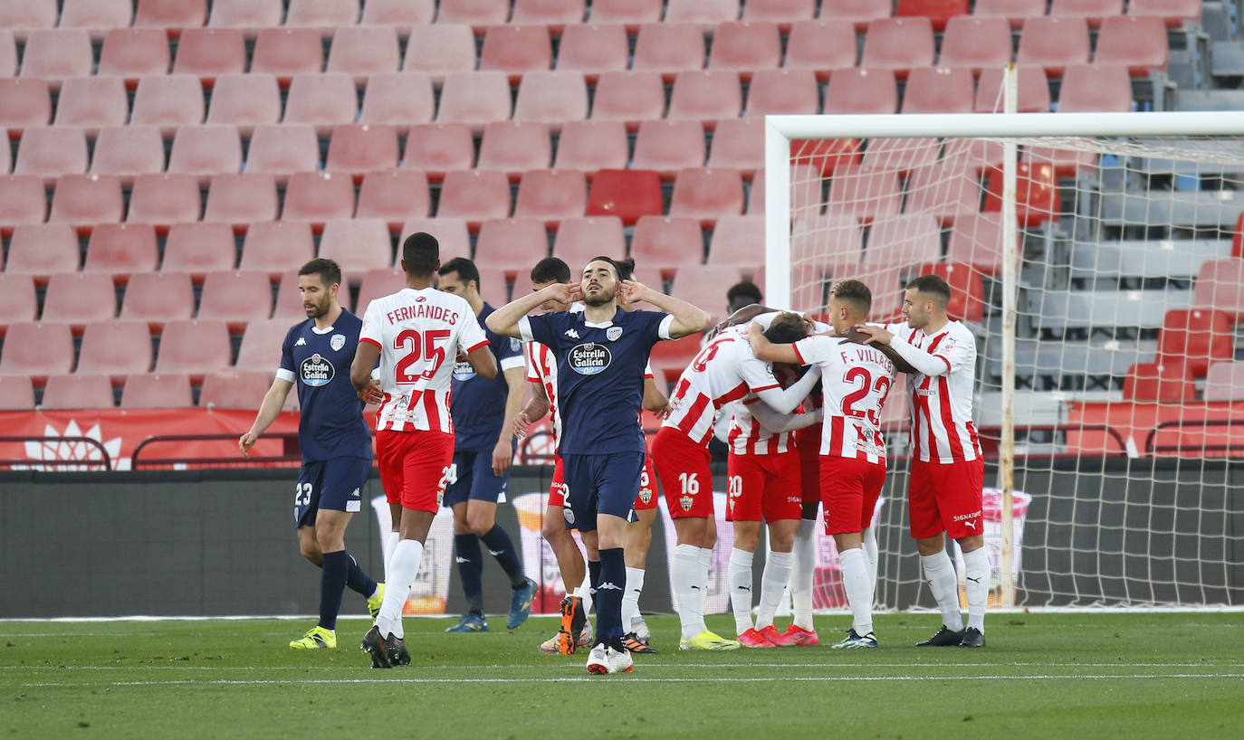 Fotos: Las mejores imágenes del Almería-Lugo