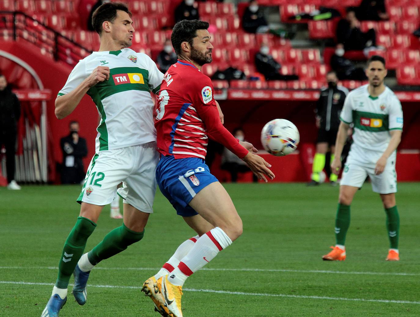 Fotos: Las mejores imágenes del Granada-Elche