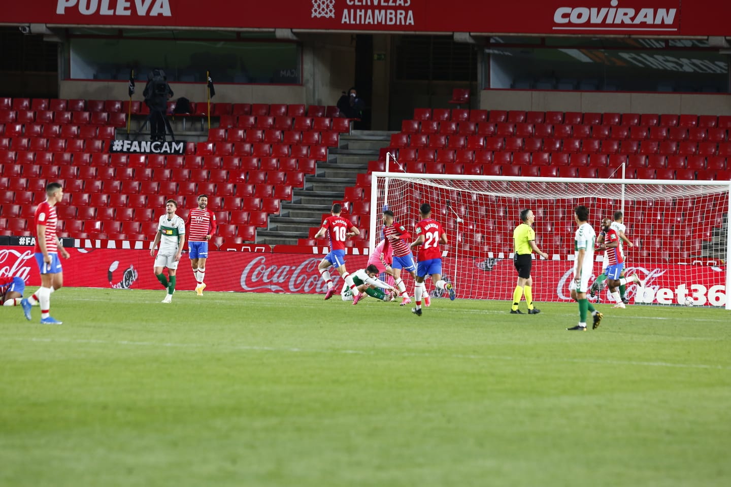 Fotos: Las mejores imágenes del Granada-Elche