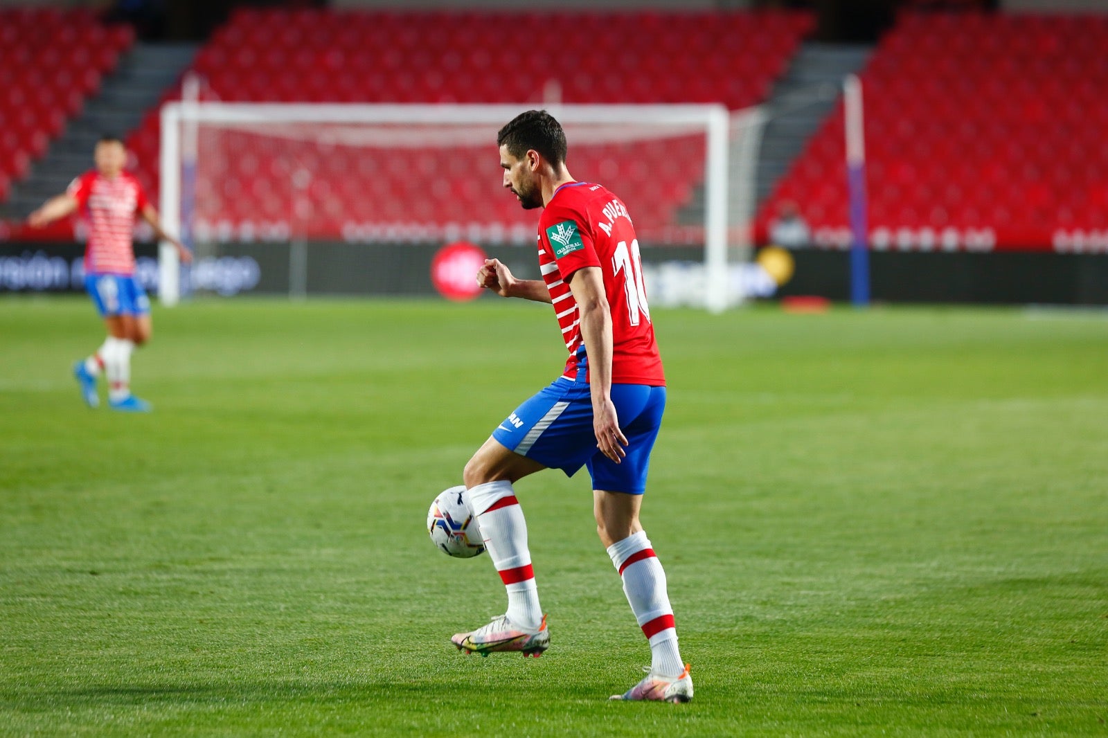 Fotos: Las mejores imágenes del Granada-Elche