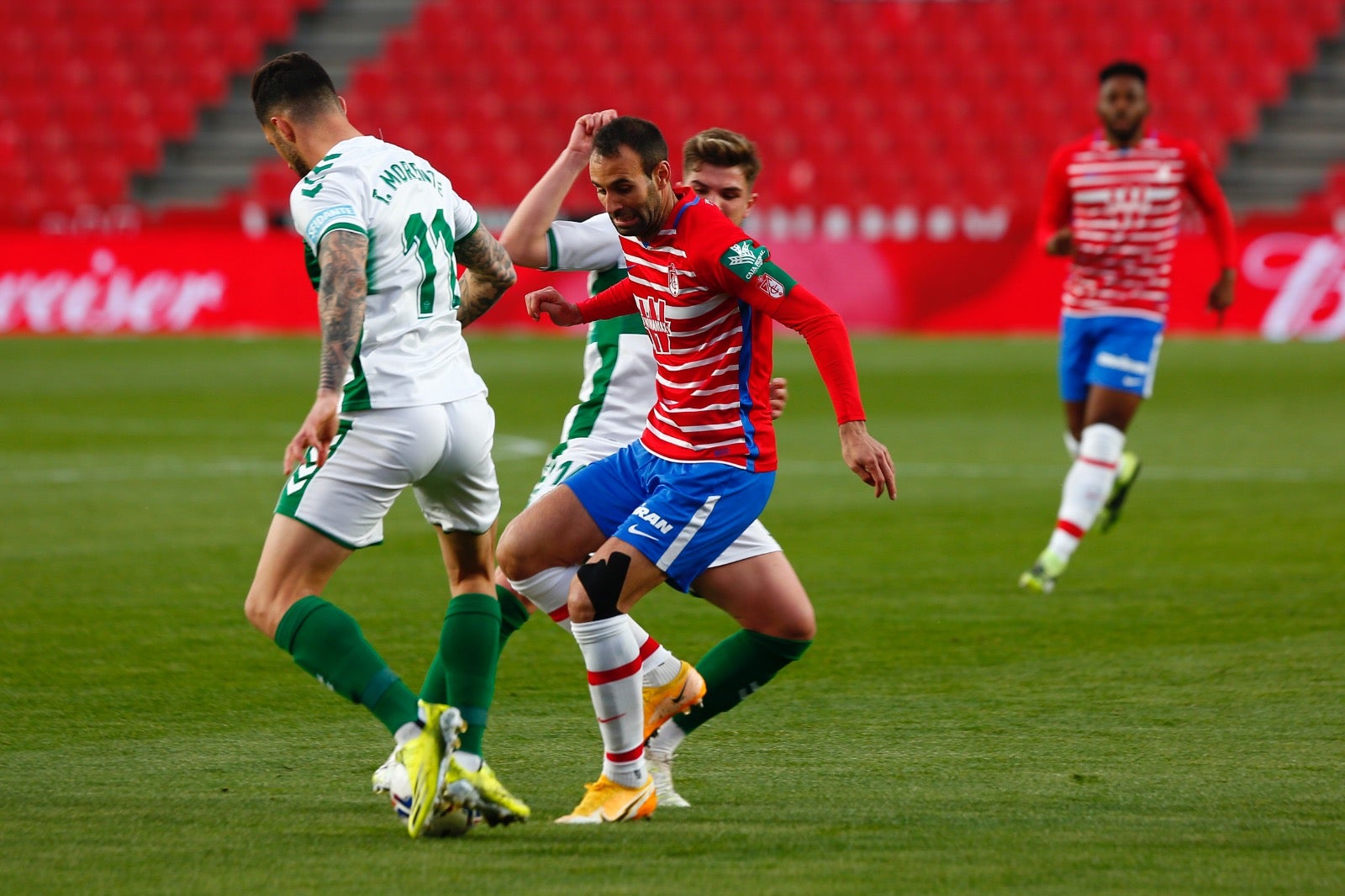 Fotos: Las mejores imágenes del Granada-Elche