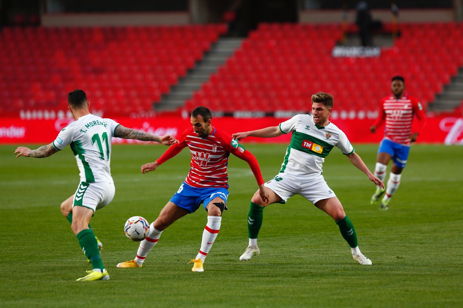 Fotos: Las mejores imágenes del Granada-Elche