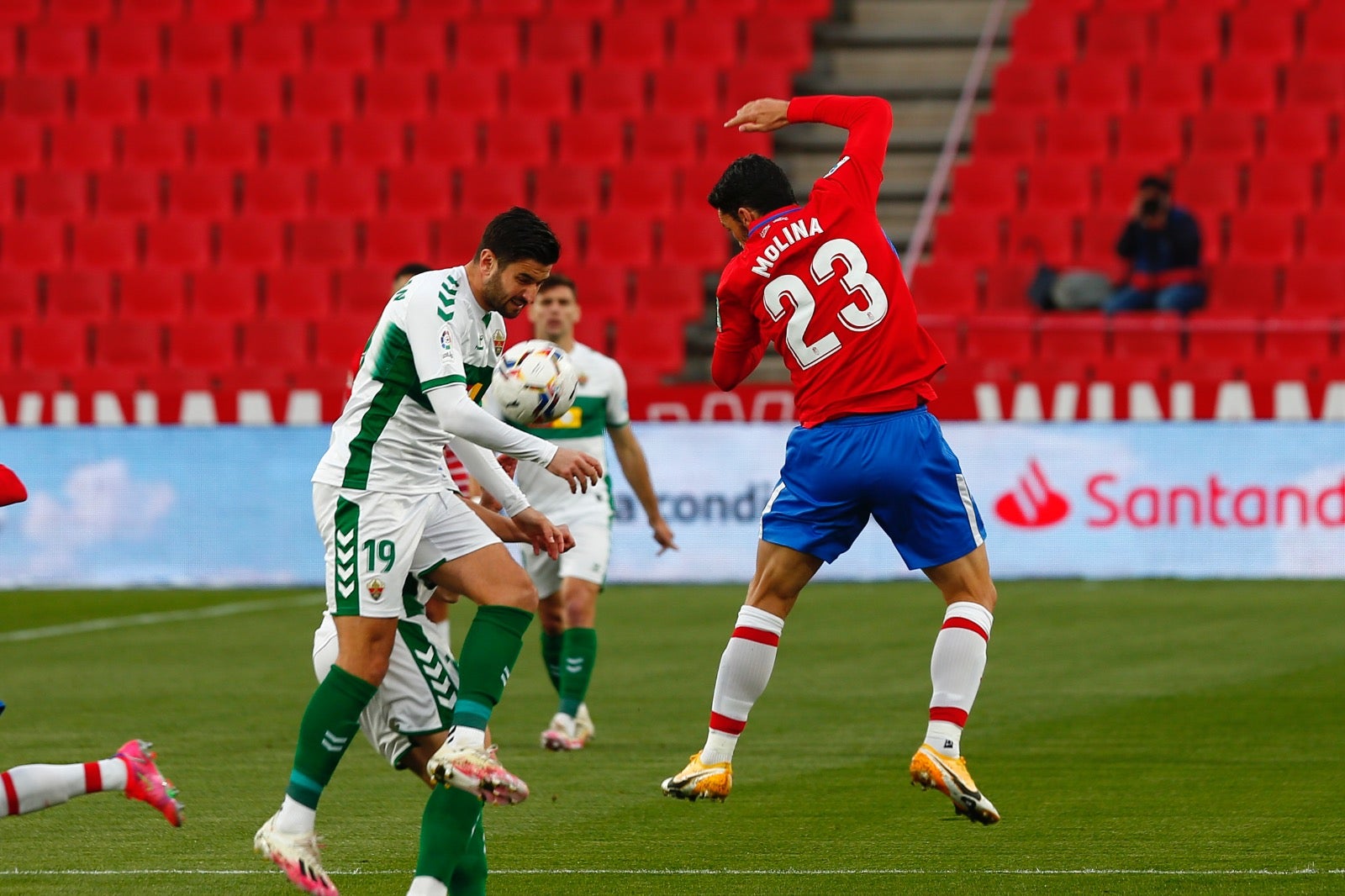Fotos: Las mejores imágenes del Granada-Elche
