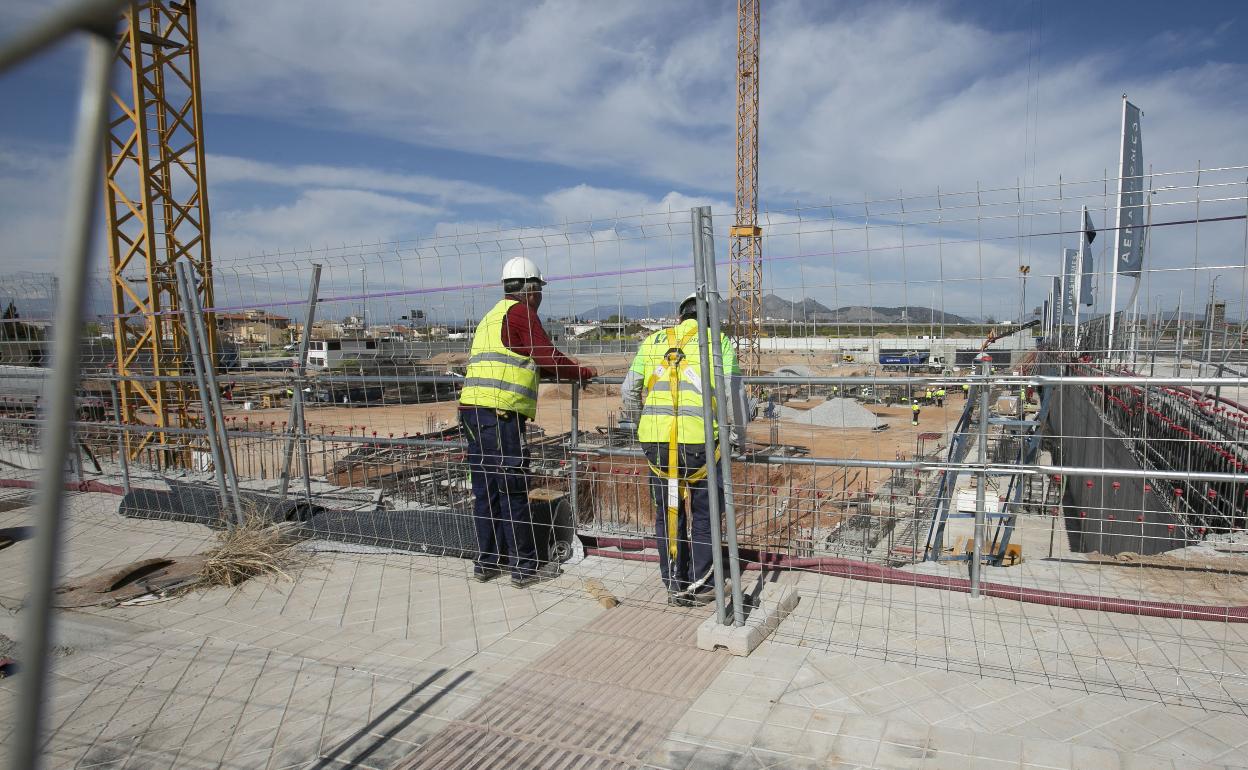 El sector de la construcción se ha mantenido en activo durante toda la pandemia a excepción de unas semanas.