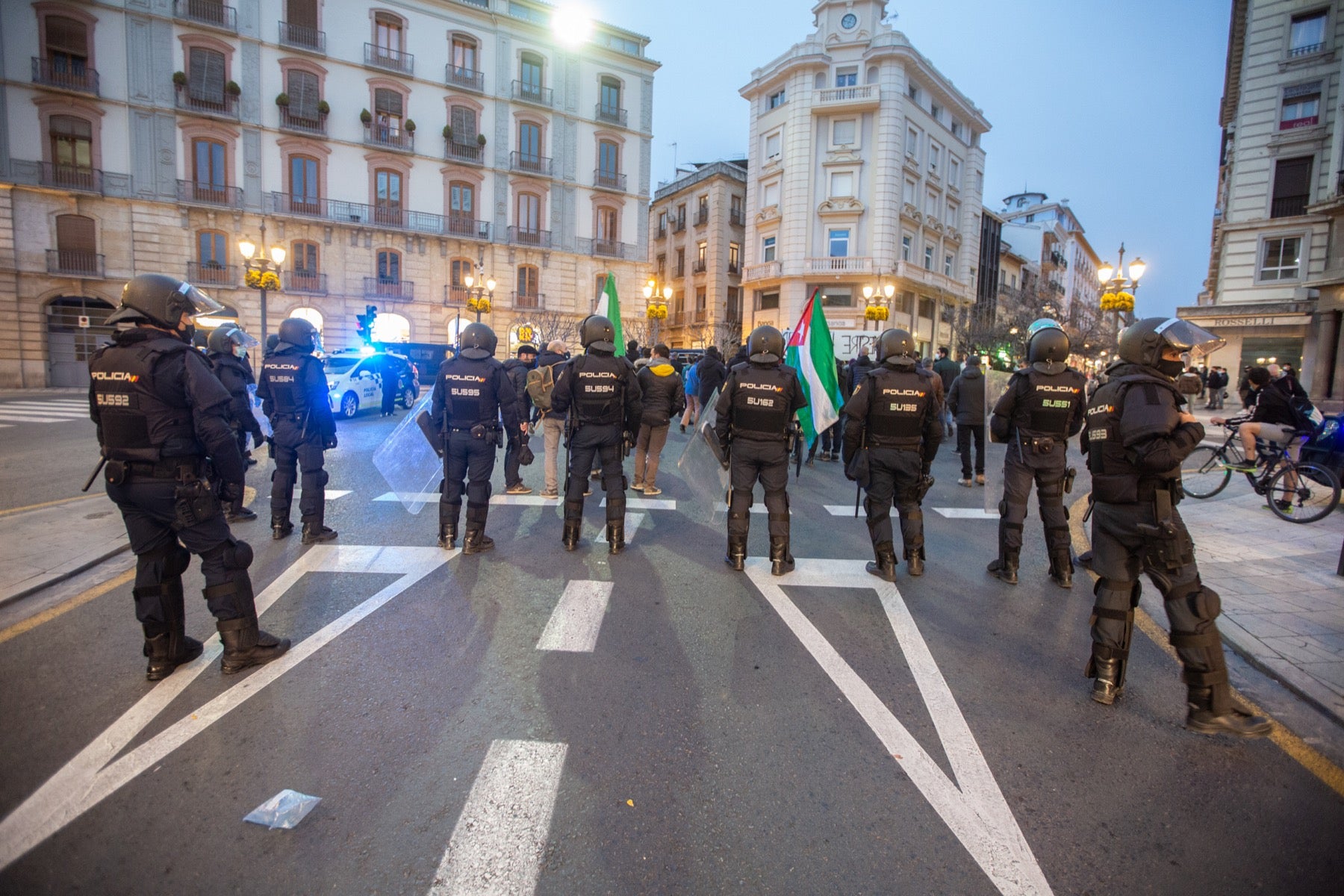 Manifestación entre Puerta Real y la Subdelegación del Gobierno.