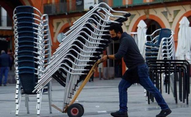 Medidas en Andalucía | El BOJA confirma qué municipios bajan de nivel y el resto de restricciones