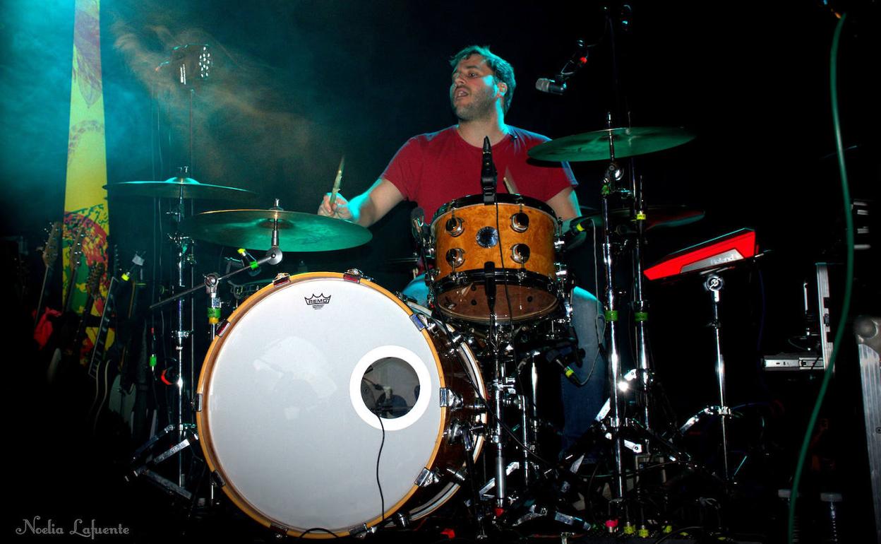 Sergio Rodríguez, a la batería de Santa Catalina.