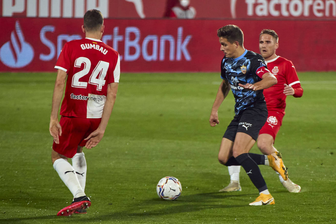 Lance del partido disputado ayer en Montilivi.