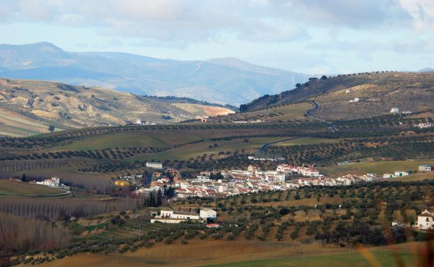 Cuatro municipios de Granada tendrán bares cerrados y otros cuatro estarán aislados una semana