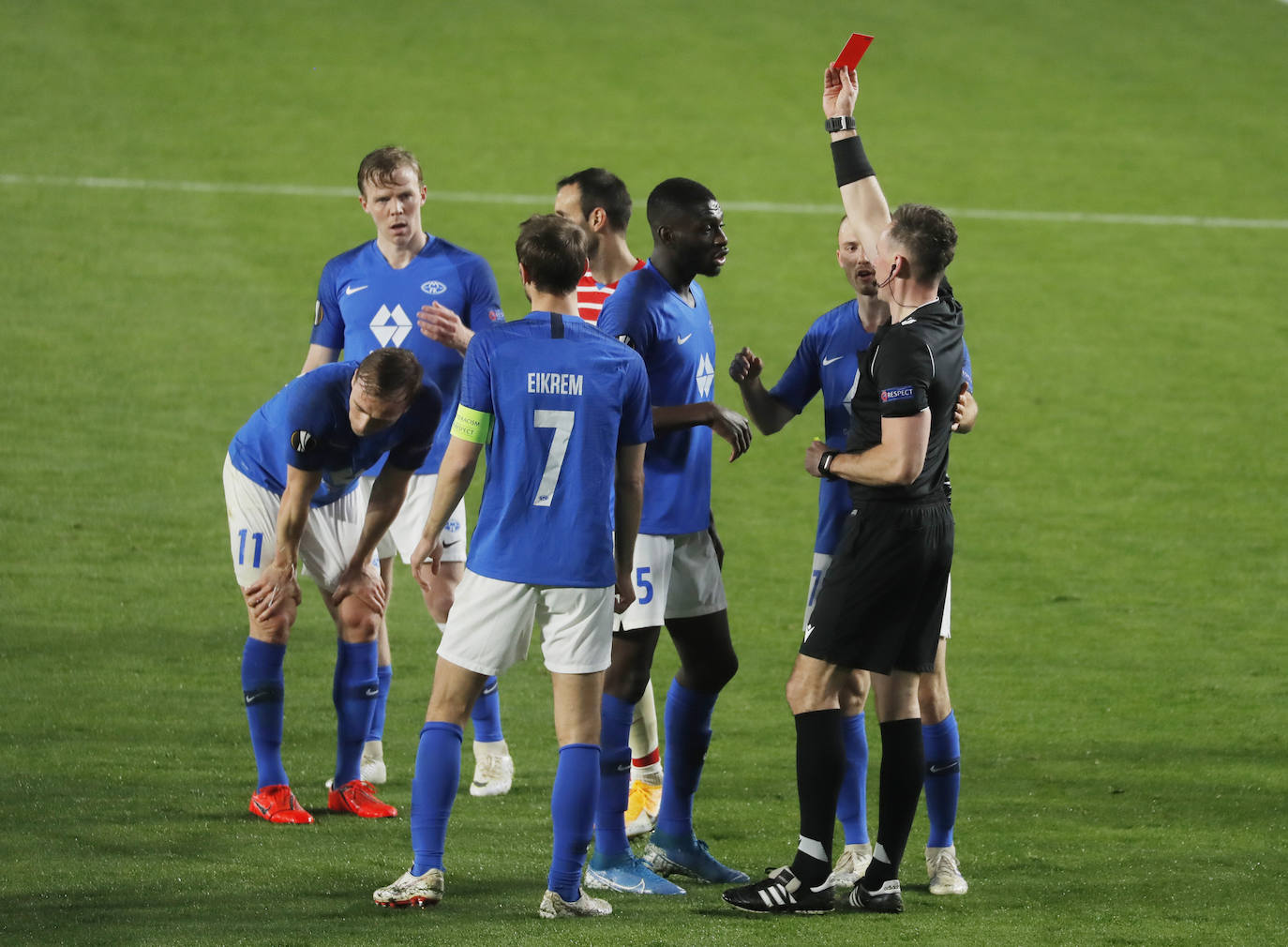 Fotos: Las mejores imágenes del partido Granada-Molde de Europa League