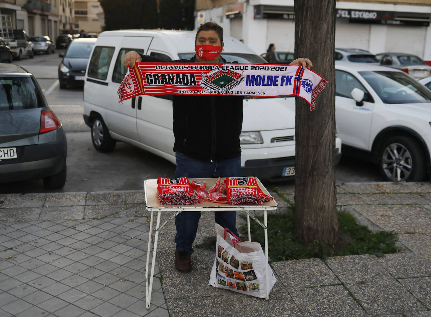 Fotos: Las mejores imágenes del partido Granada-Molde de Europa League