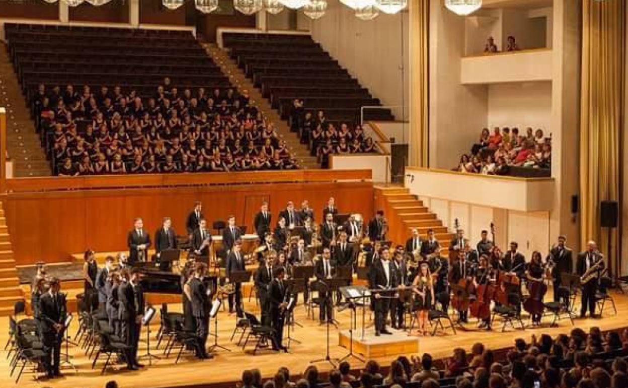 La Banda Sinfónica de Guadix, en el Auditorio Falla.