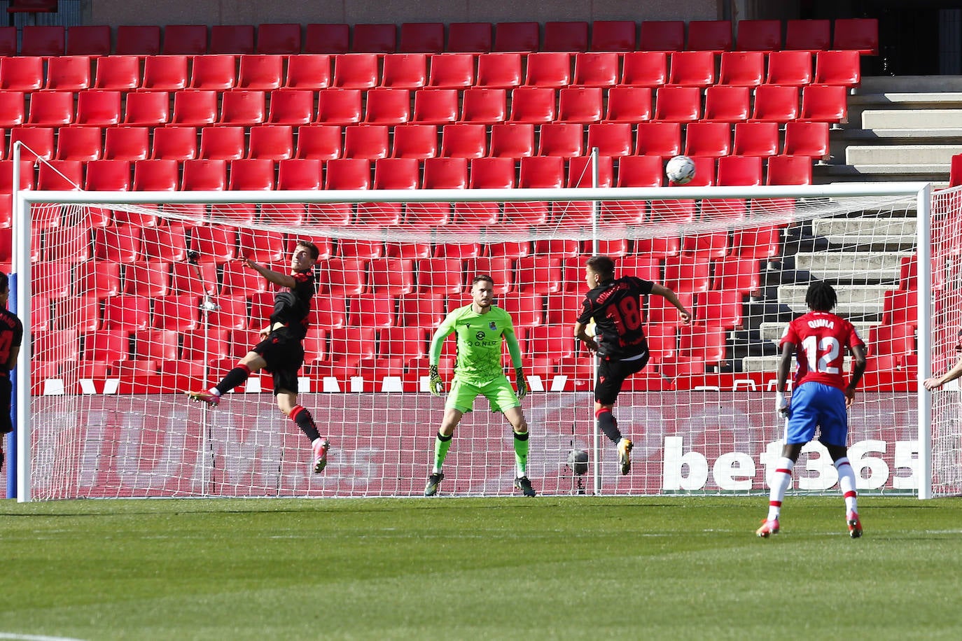 Fotos: Las mejores imágenes del Granada CF - Real Sociedad