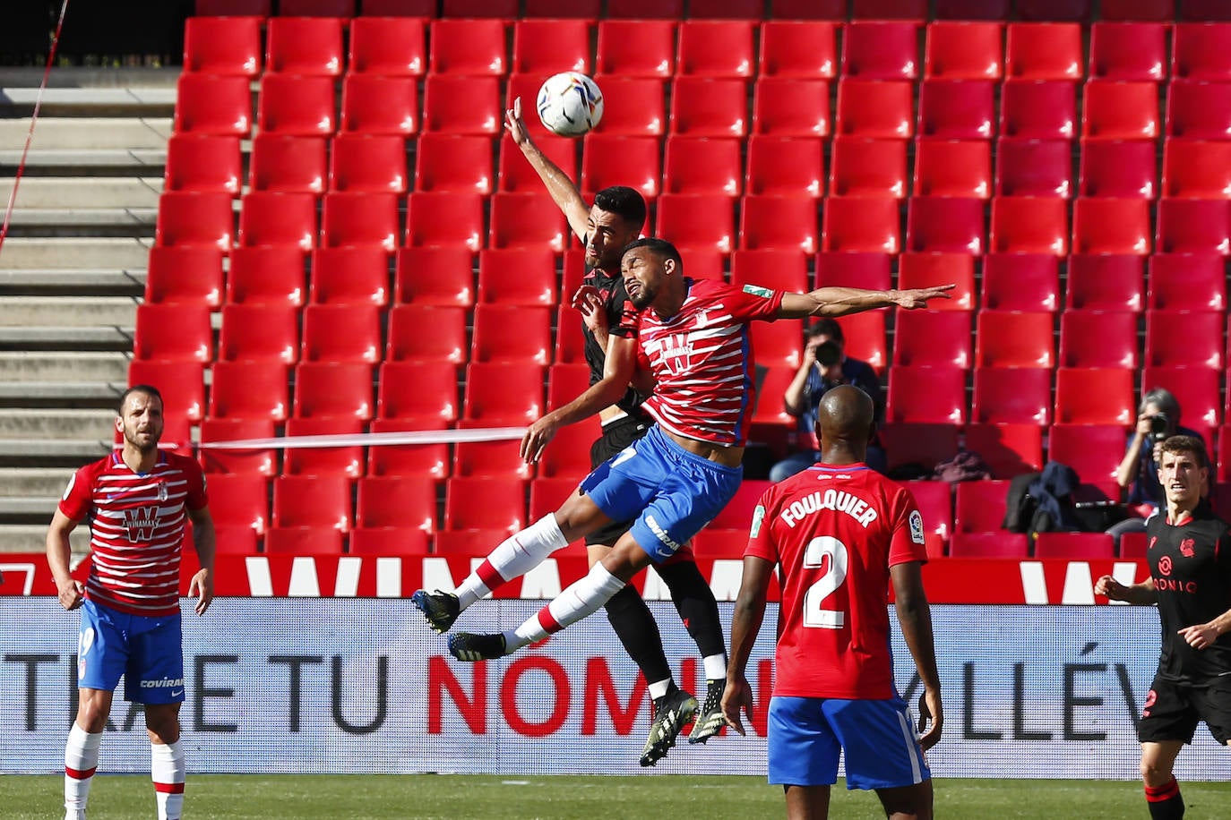 Fotos: Las mejores imágenes del Granada CF - Real Sociedad