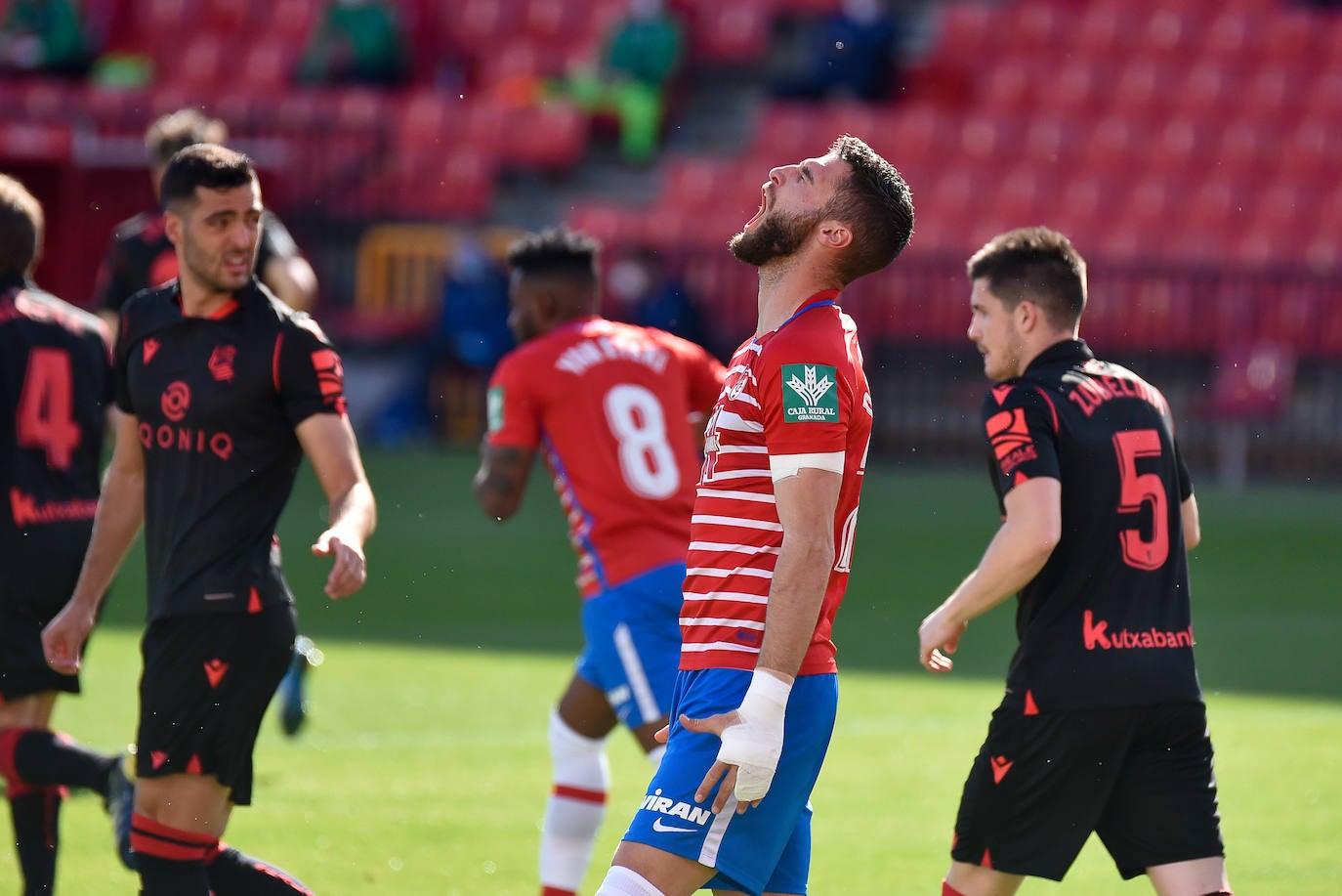 Fotos: Las mejores imágenes del Granada CF - Real Sociedad