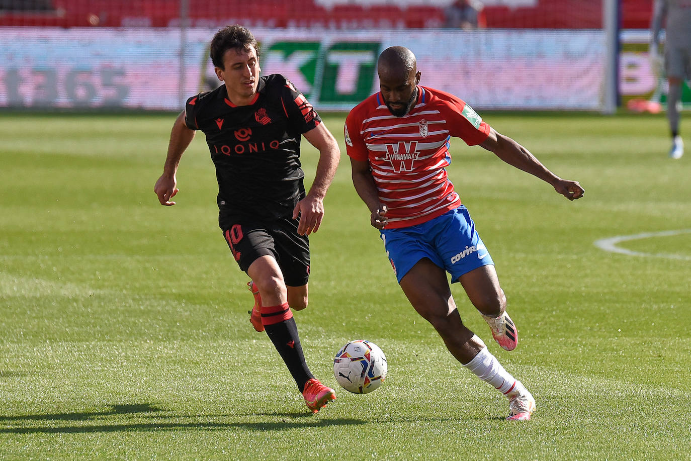 Fotos: Las mejores imágenes del Granada CF - Real Sociedad