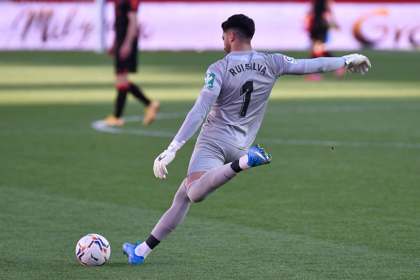 Fotos: Las mejores imágenes del Granada CF - Real Sociedad