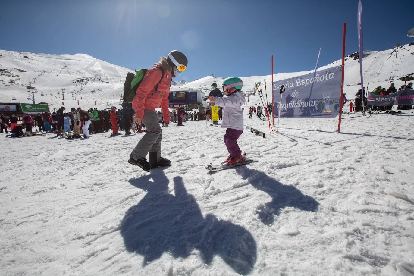 La ocupación hotelera en la estación de esquí se queda bajo mínimos entre semana en un 15% y el sábado y el domingo llega hasta un 30%