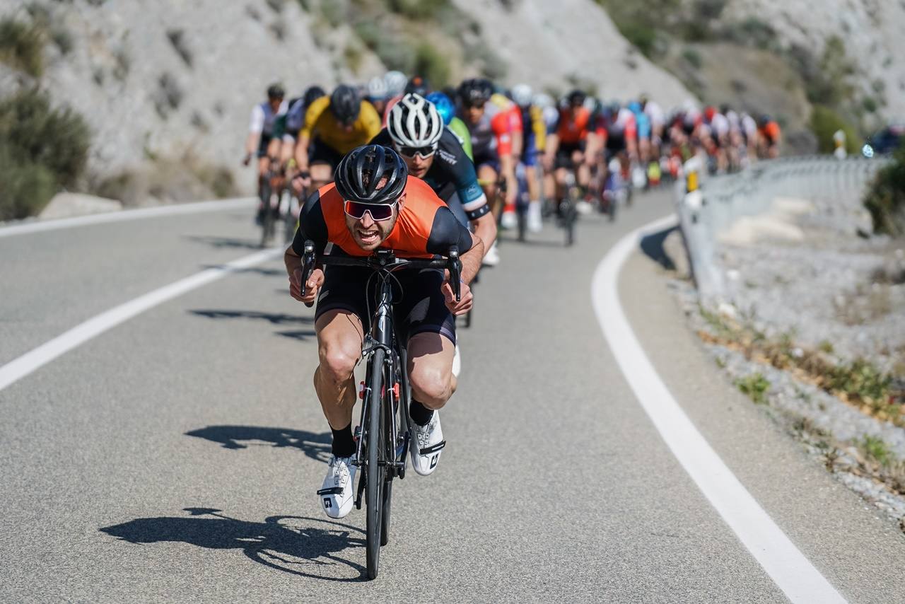 Fotos: Las imágenes de la V Vuelta a Almería Máster