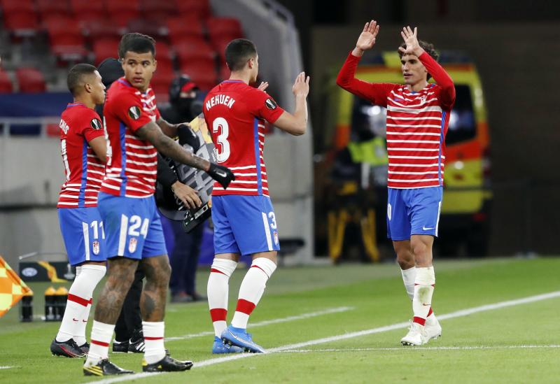 Fotos: Las mejores del Molde-Granada en el estadio Puskas de Budapest