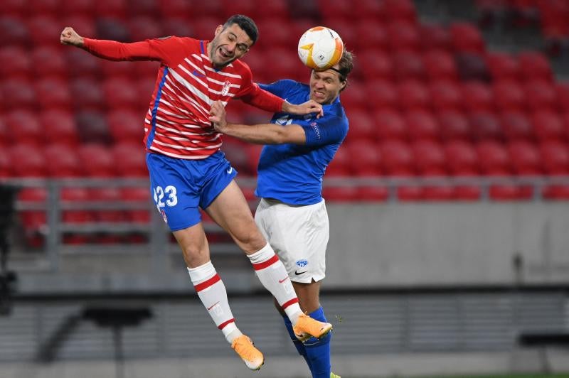 Fotos: Las mejores del Molde-Granada en el estadio Puskas de Budapest