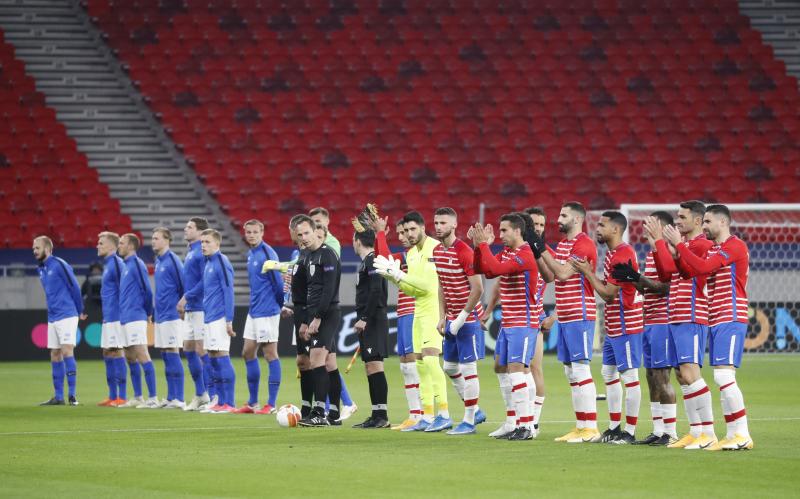 Fotos: Las mejores del Molde-Granada en el estadio Puskas de Budapest