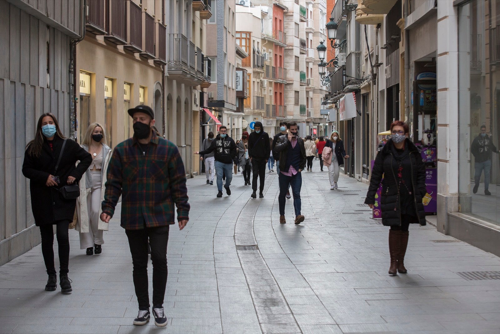 Las calles del centro, muy concurridas con los nuevos horarios comerciales y de hostelería.