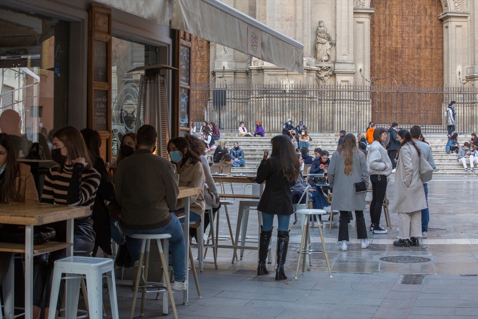 Las calles del centro, muy concurridas con los nuevos horarios comerciales y de hostelería.