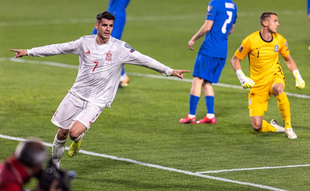 Morata celebra el 1-0 a favor de España. 