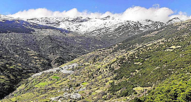 Vista de Bubión y Capileira.