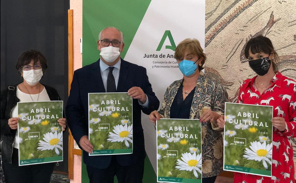 Presentación del cartel de 'Abril cultural' en Jaén. 