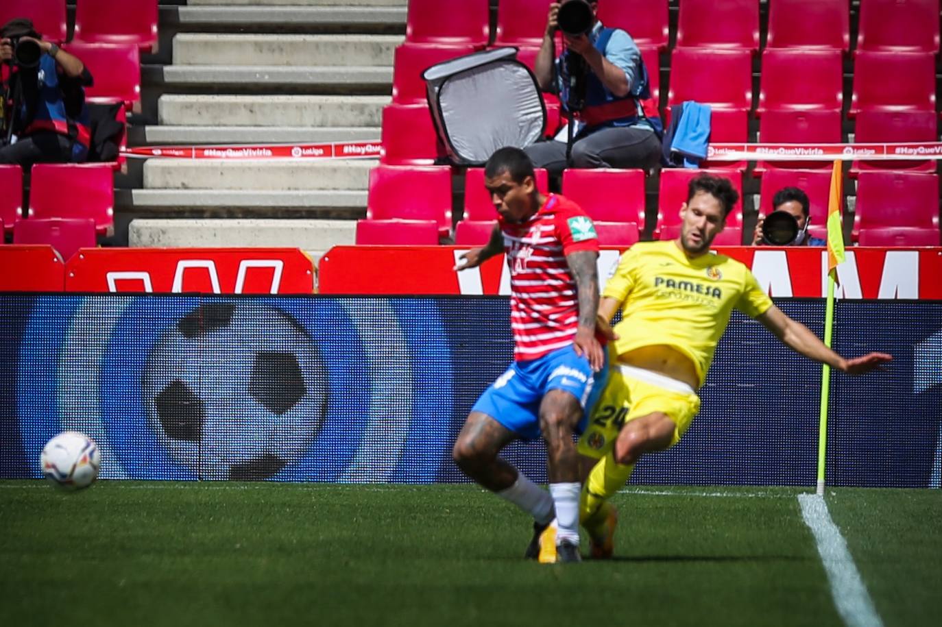 Fotos: Las mejores imágenes del Granada - Villarreal