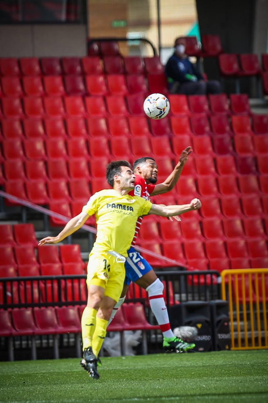 Fotos: Las mejores imágenes del Granada - Villarreal
