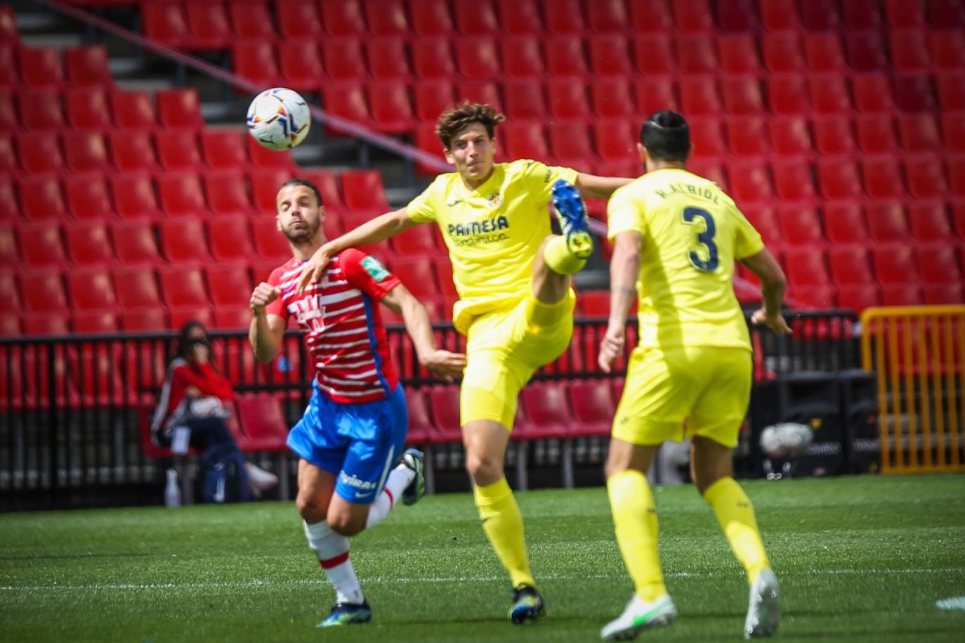 Fotos: Las mejores imágenes del Granada - Villarreal