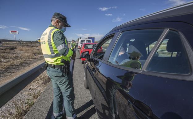 Setecientas sanciones en Semana Santa y 150 por viajar a otra provincia