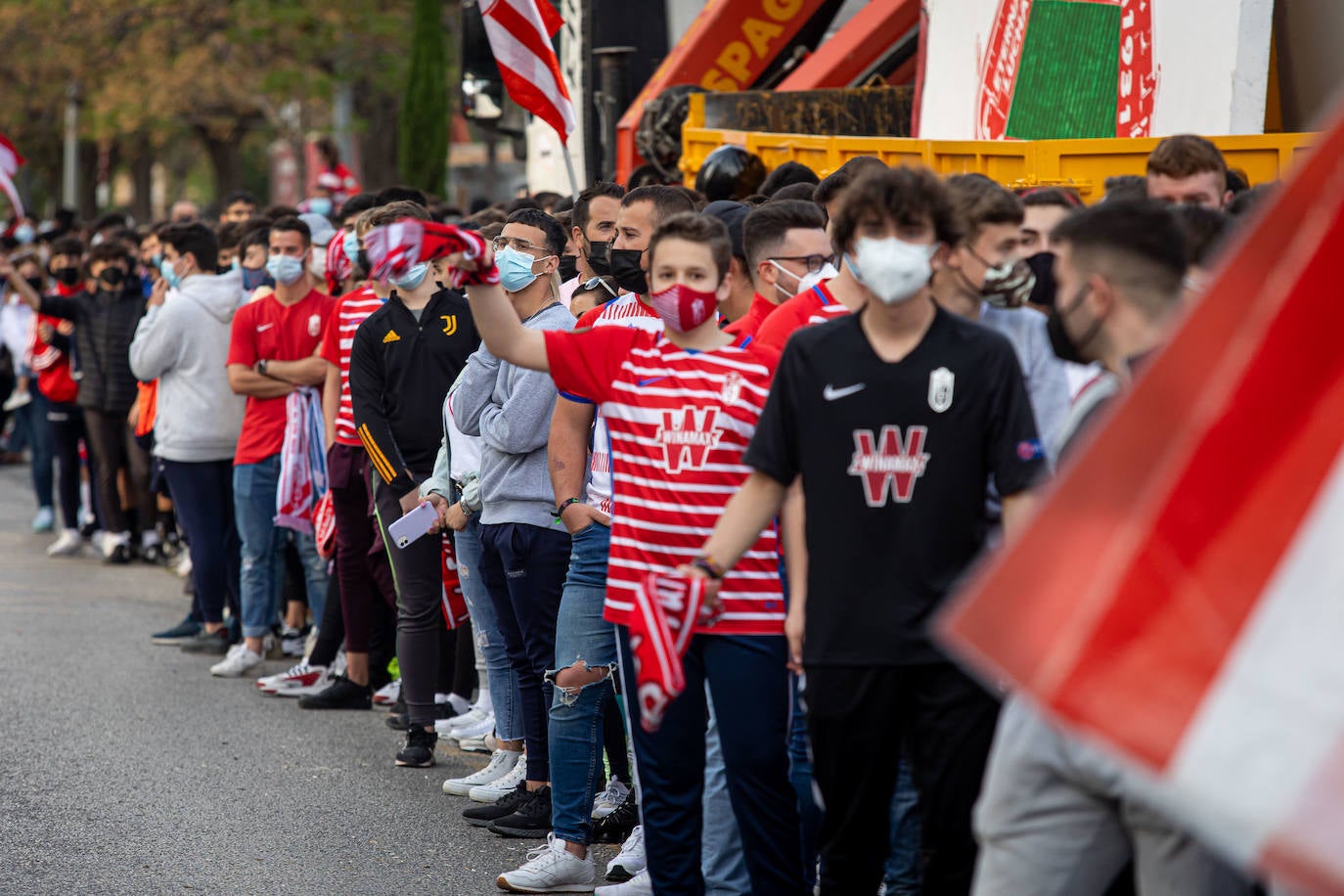 Fotos: El ambiente previo al Granada-Manchester United en el Nuevo Los Cármenes