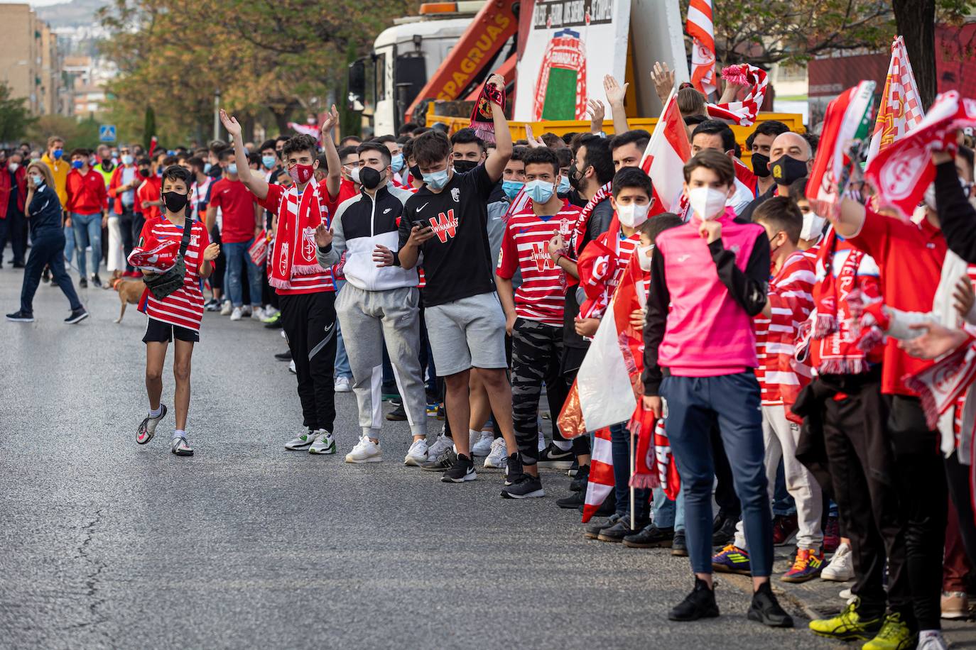 Fotos: El ambiente previo al Granada-Manchester United en el Nuevo Los Cármenes