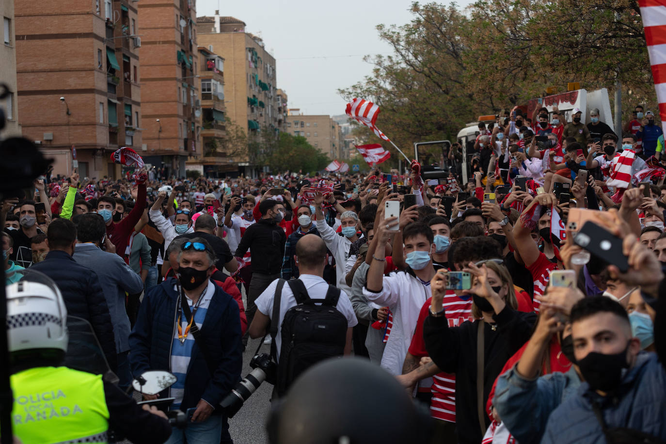 Fotos: El ambiente previo al Granada-Manchester United en el Nuevo Los Cármenes