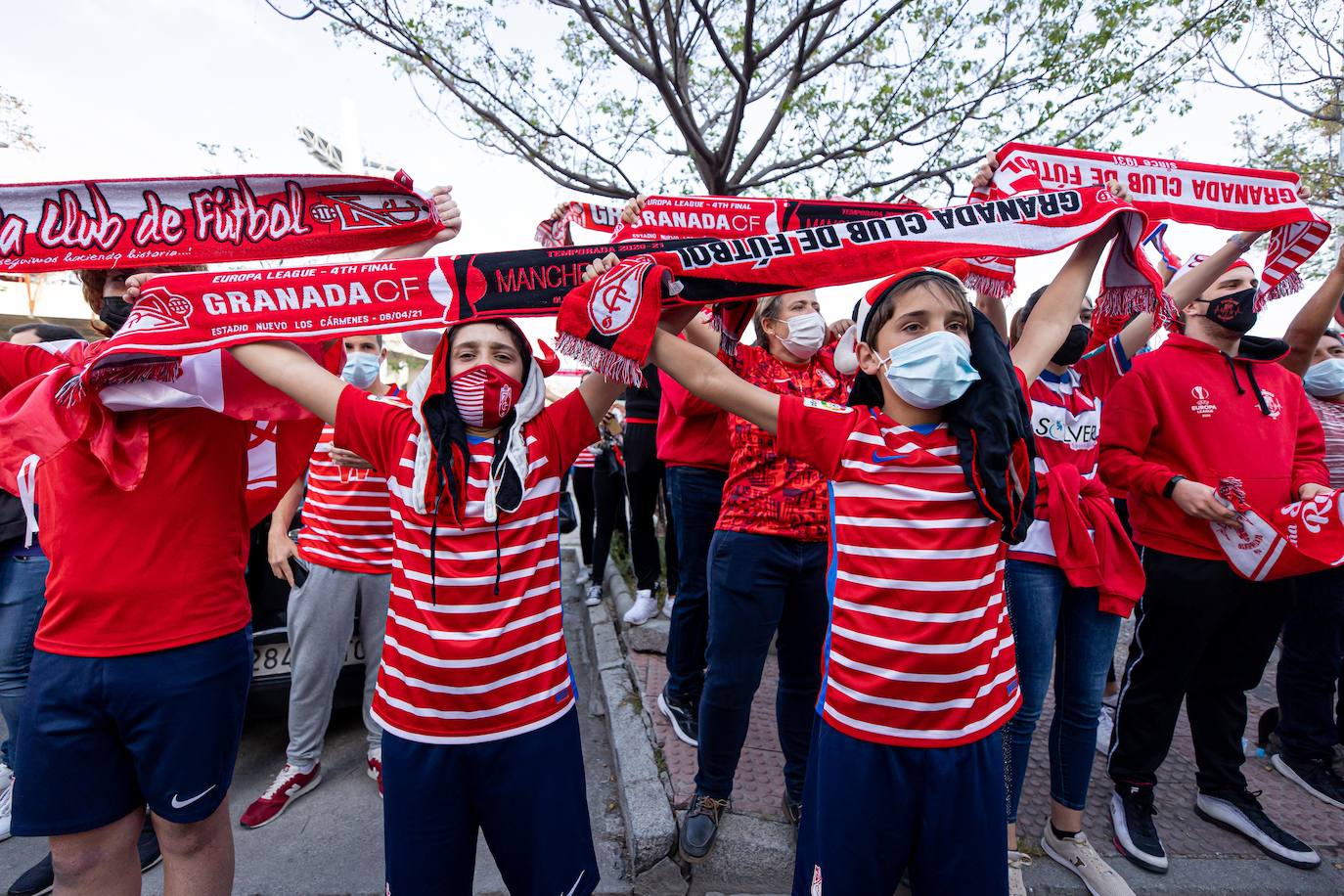 Fotos: El ambiente previo al Granada-Manchester United en el Nuevo Los Cármenes