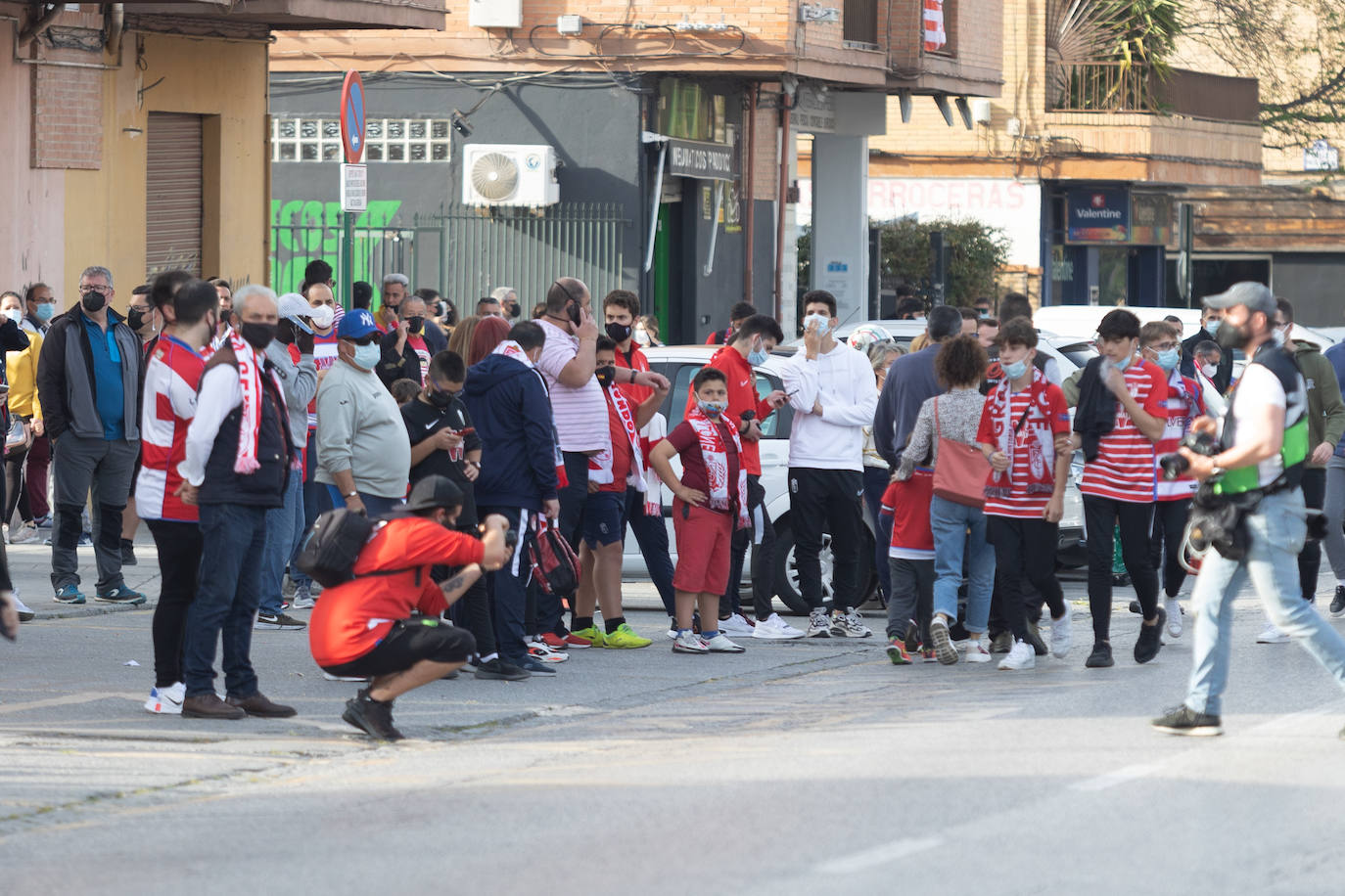 Fotos: El ambiente previo al Granada-Manchester United en el Nuevo Los Cármenes
