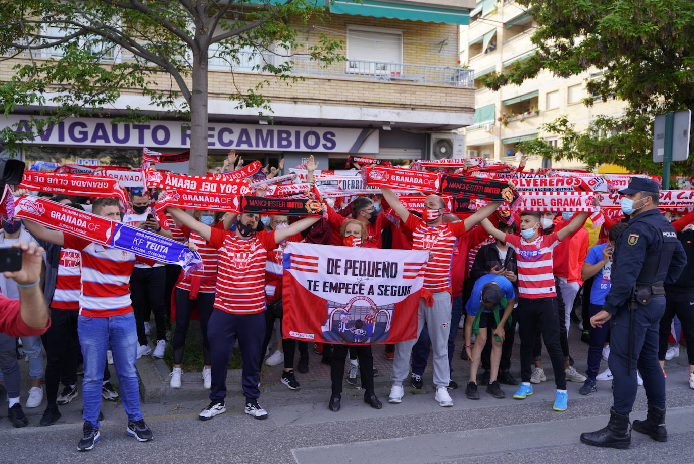Fotos: El ambiente previo al Granada-Manchester United en el Nuevo Los Cármenes